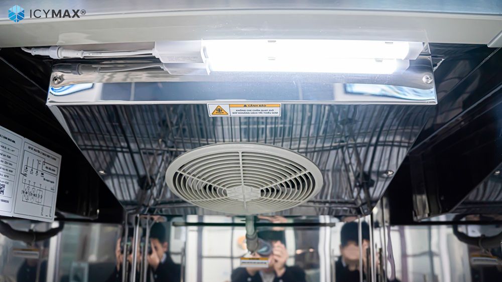 Tủ mát đứng ICYMAX 2 cánh inox 600L sử dụng công nghệ làm lạnh quạt gió hiện đại